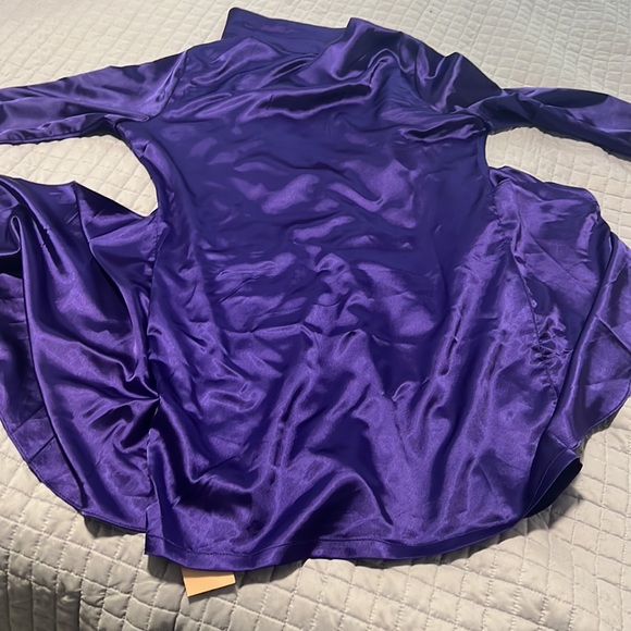 Women’s purple long sleeve, v neck, bodycon, satin wrap mini dress- never worn - Picture 12 of 12